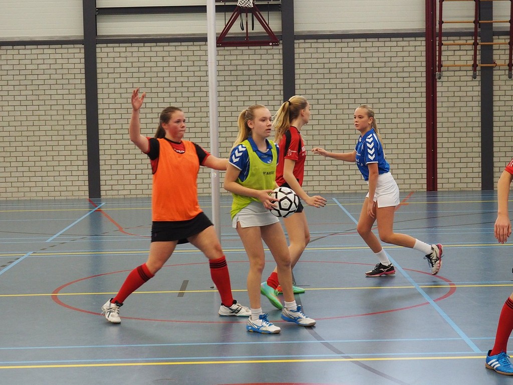 KV Tilburg B2_12 december-020.jpg